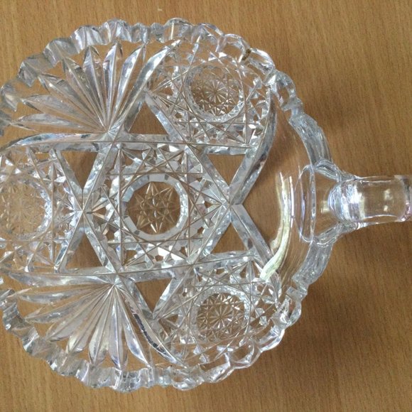 Vintage ABP Cut Glass Hobstars & Fans Decorated Finger Grip Handled Bowl - Picture 2 of 6